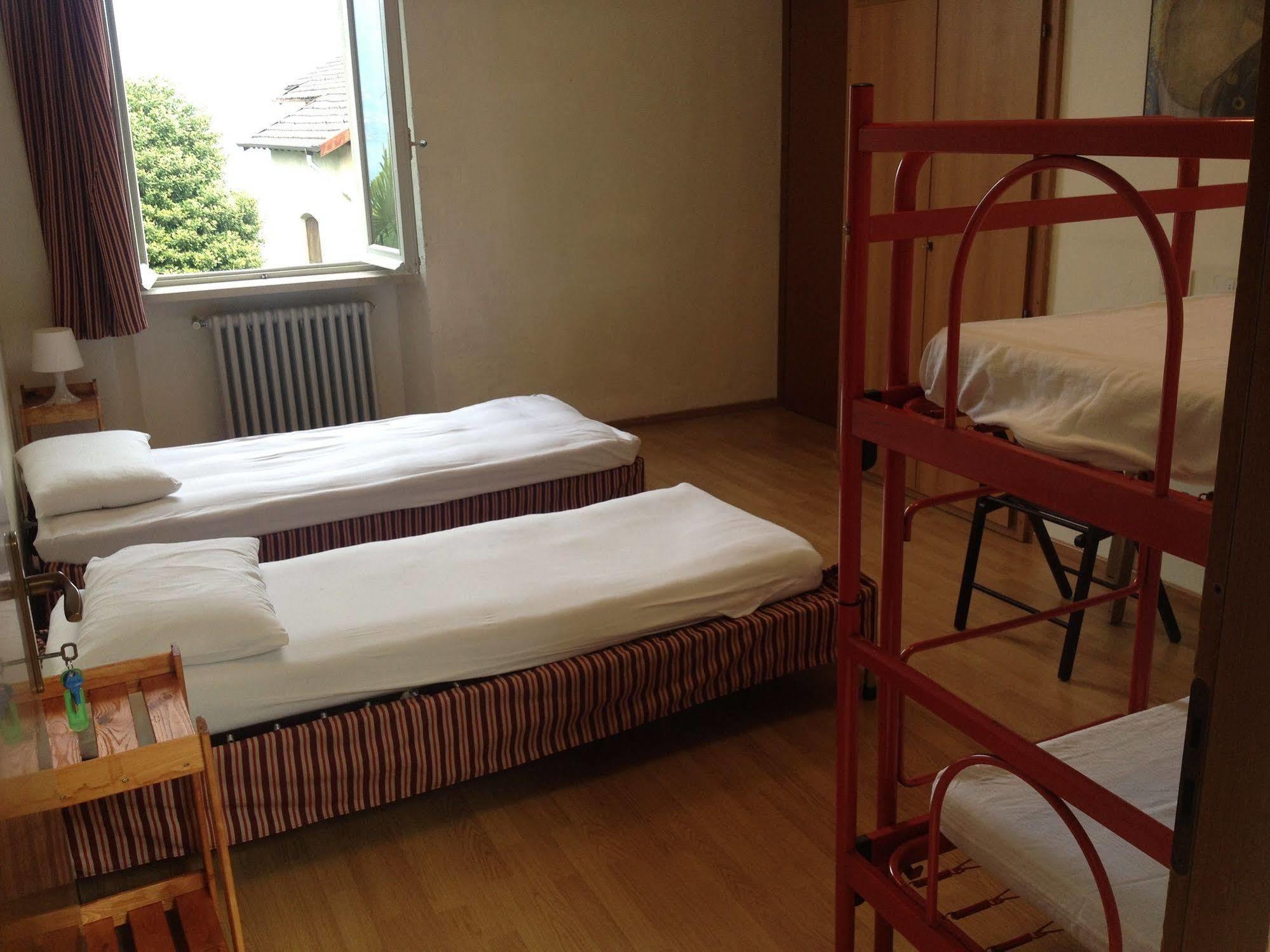 Santangela Hostel & Rooms Menaggio Buitenkant foto