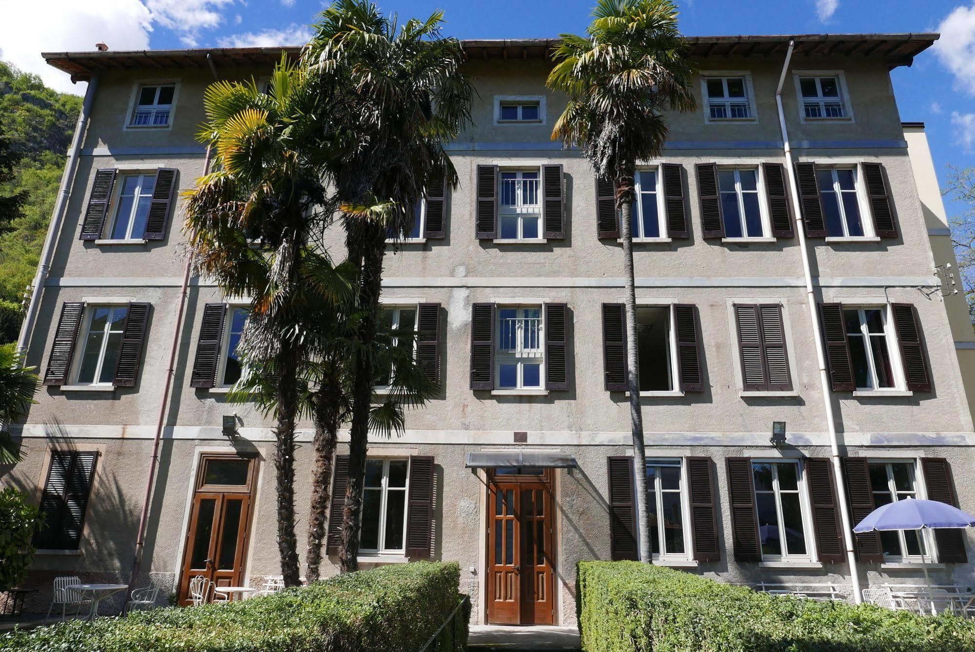 Santangela Hostel & Rooms Menaggio Buitenkant foto
