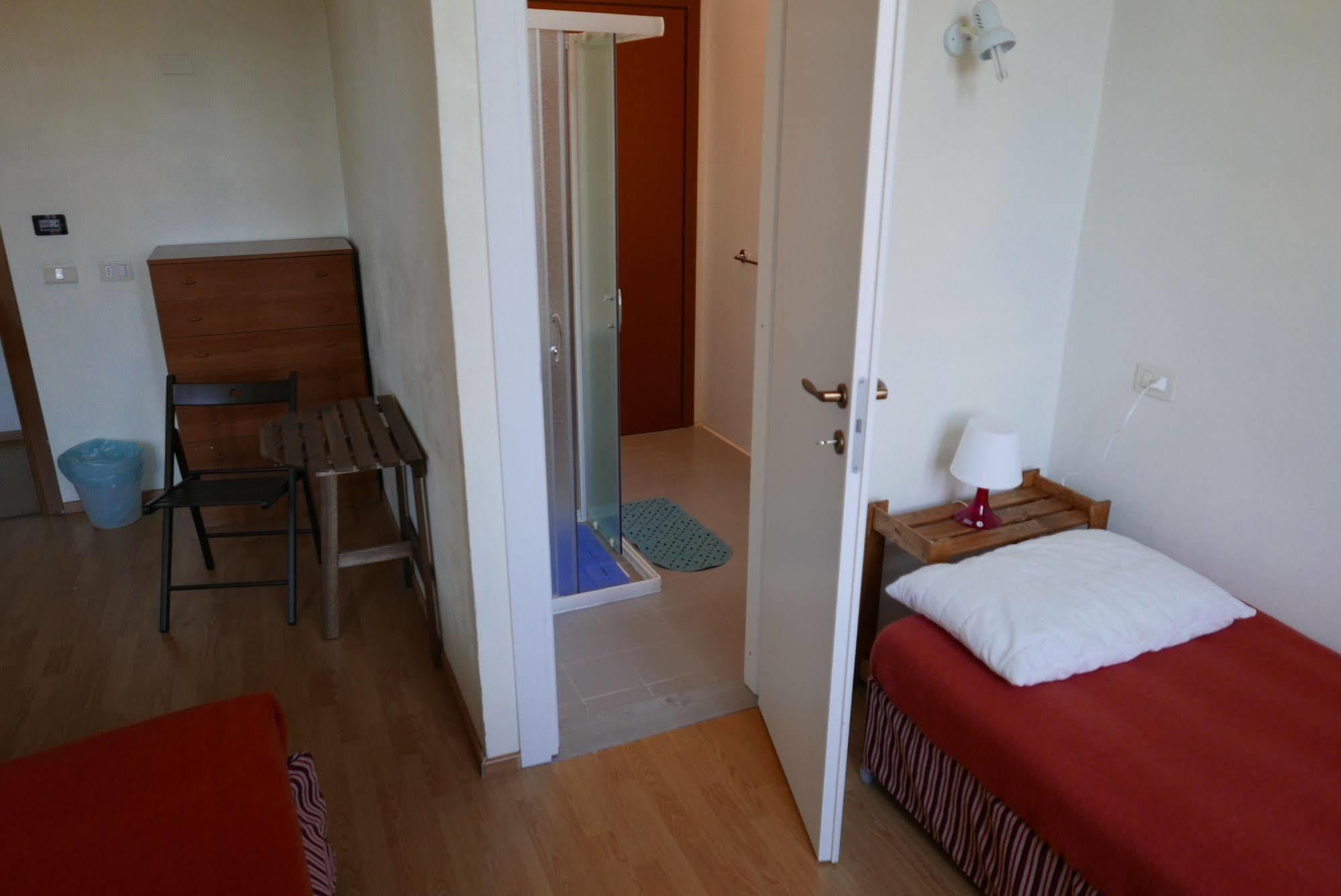 Santangela Hostel & Rooms Menaggio Buitenkant foto